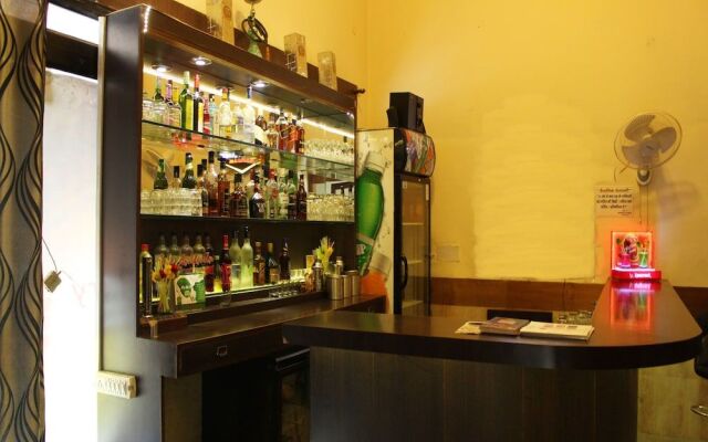 Chutney Merry Hotel