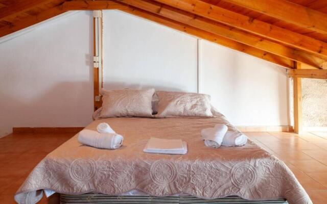 Apostolos apartment with attic