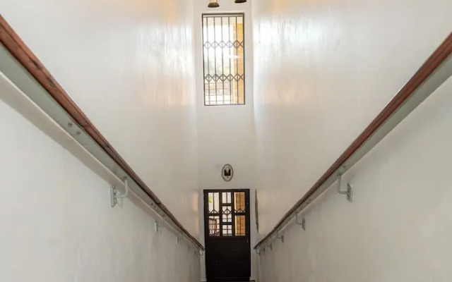 Amakhosi Hotel