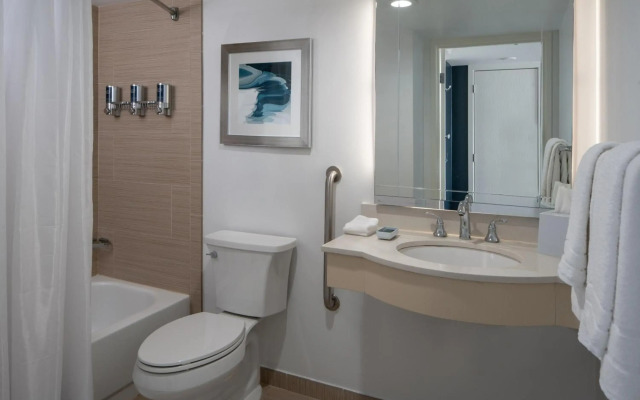 Four Points by Sheraton Suites Tampa Airport Westshore