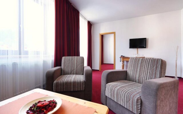 Hotel Stara Skola