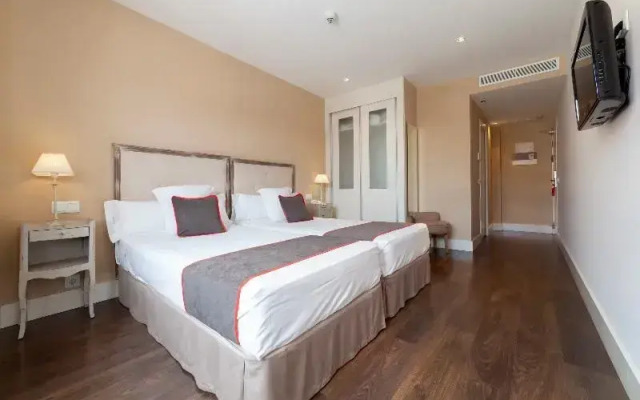 Oyo Hotel Altora