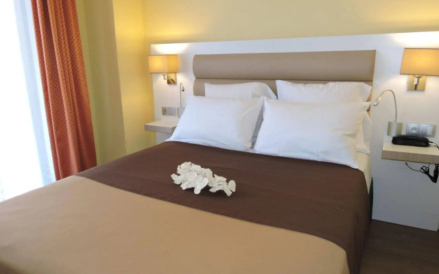 Hotel Regina Cannes