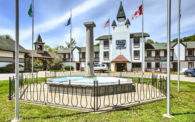 The Lodge At Schuss Mountain, Schuss Village