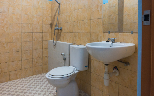 OYO 1525 Benson Hotel