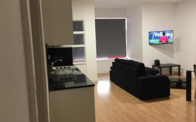 Invicta House Maia