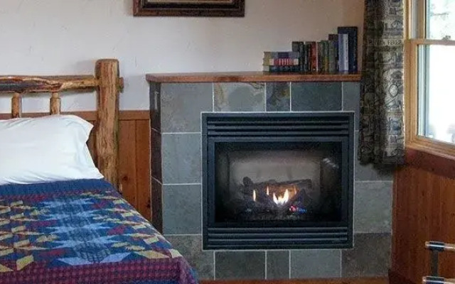 Travelers Rest Lodge