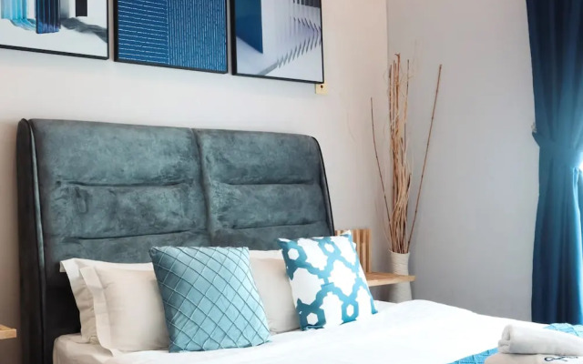 Homesuite' Home at The Loft Imago