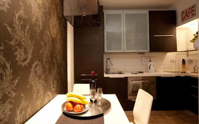 Colosseum Secret Apartment