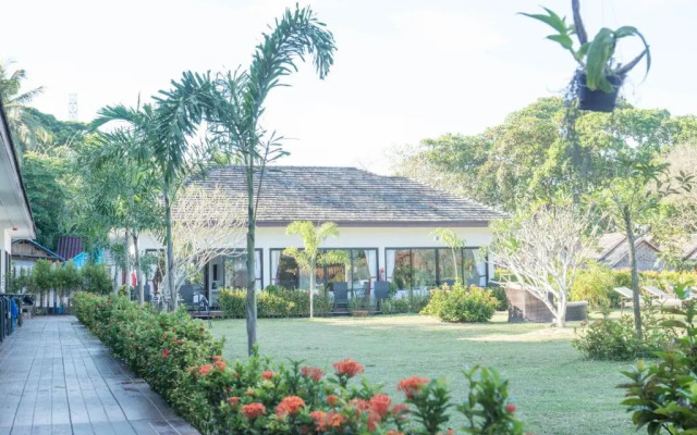 Reef Resort