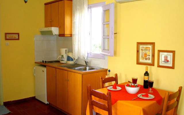 Ariadne Studios Skyros