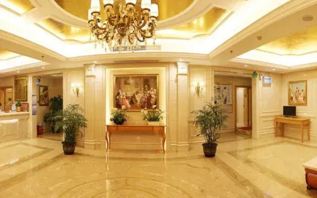 Vienna Hotel Qingyuan Yingde Guangming Road