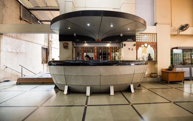 SPOT ON 6991 Hotel Poonam