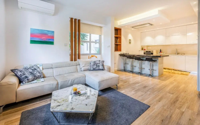 Christine Complex- Close to the Beach, Shared Pool