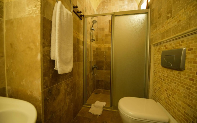 Vineyard Cave Hotel