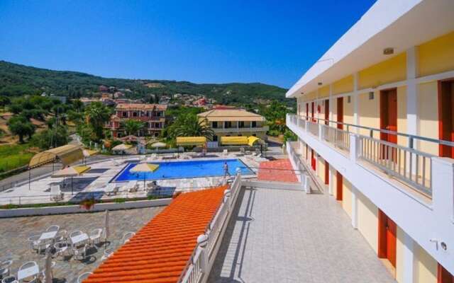 Hotel Prassino Nissi