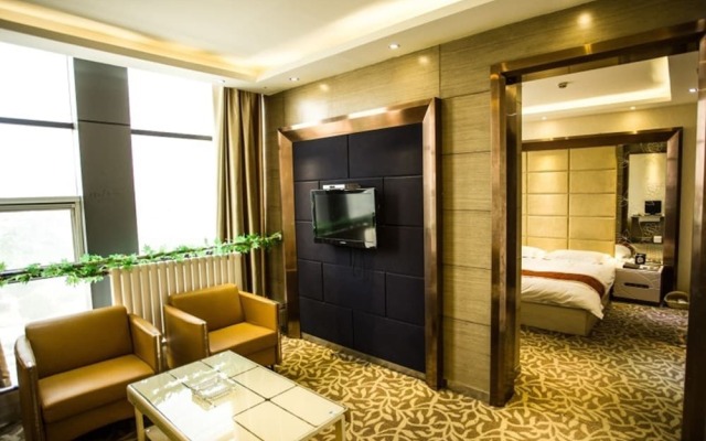 GreenTree Alliance Lianyungang Xinpu District Jiefangdong Rd Motor Cit