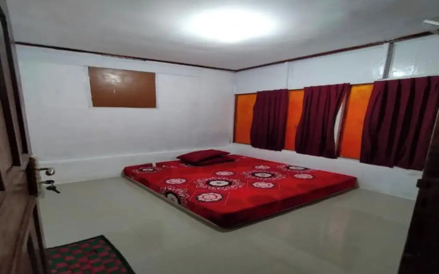 EXPRESS O 91702 Mandeh Homestay Syariah Near Bank Nagari PT Bank Pembangunan Daerah (BPD) Sumbar Cabang Painan