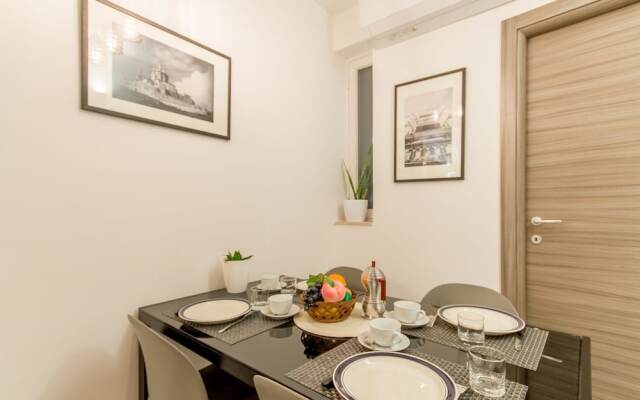 Gzira Central Bright & Modern 2bdr Apt