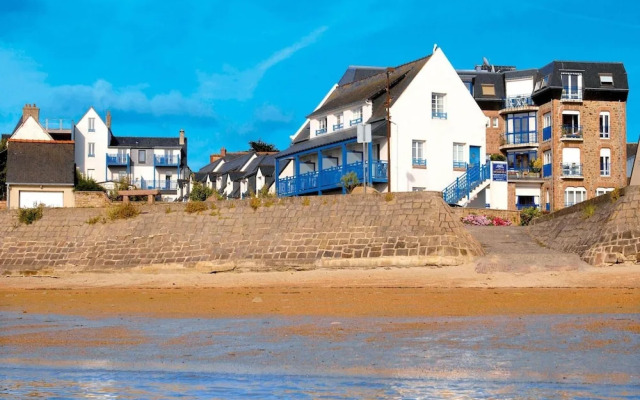 Apartment in Tregastel Near the Beach