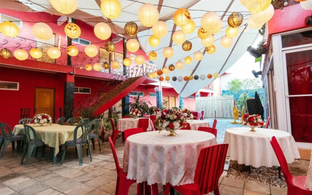 RedDoorz Plus near Abreeza Mall Davao