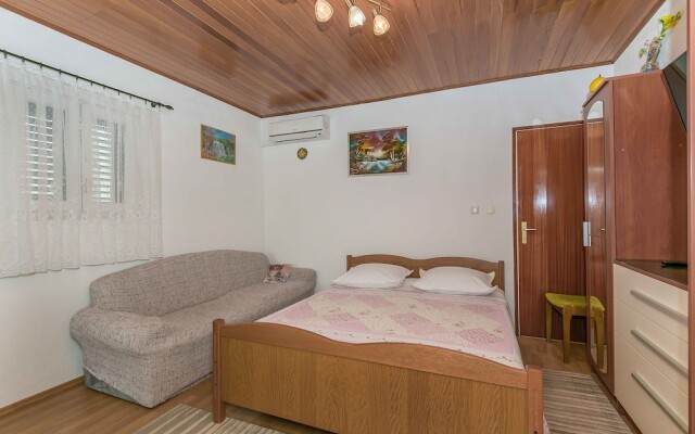 Apartment Josip