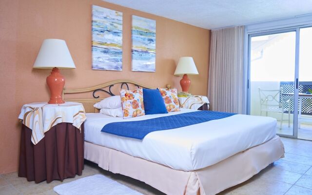 Tropical Sunset Beach Apartment Hotel