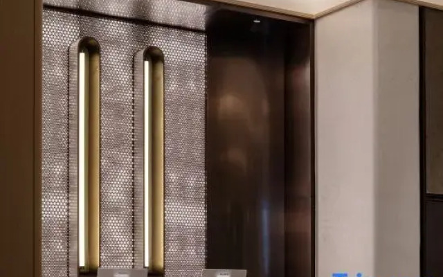 Yi HOTEL