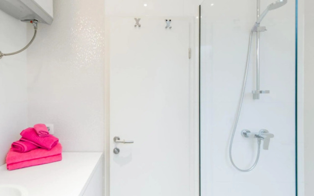 Boutique Apartment with Balcony