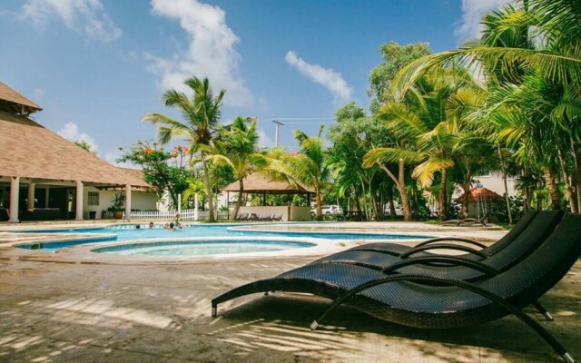 Villa Yara Ideal Families