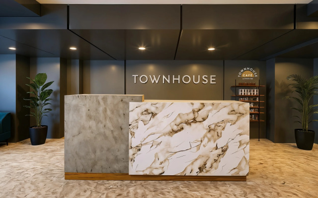 Super Townhouse Oak Udyog Vihar