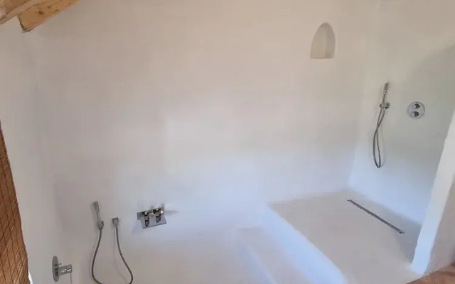 5 Chirpici - Small Traditional Resort