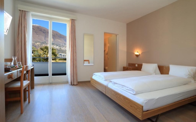 Ascona Lodge, Pool & Garden Retreat – Guest Rooms – Ascona