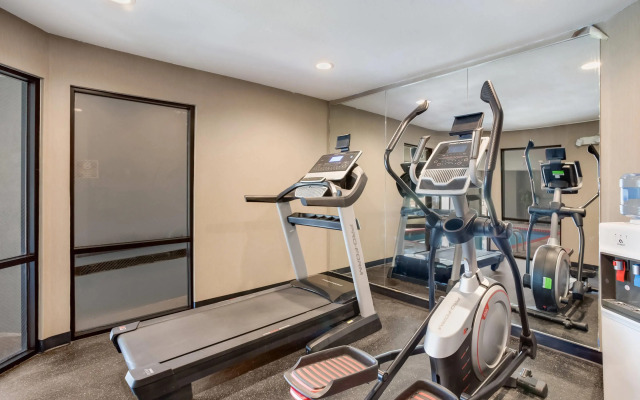 Quality Inn Lees Summit - Kansas City