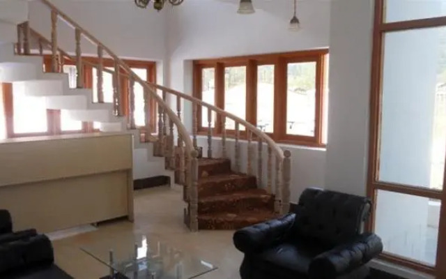 Hotel Royale Jannat