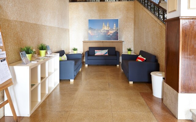 Albergue Seminario Menor - Hostel