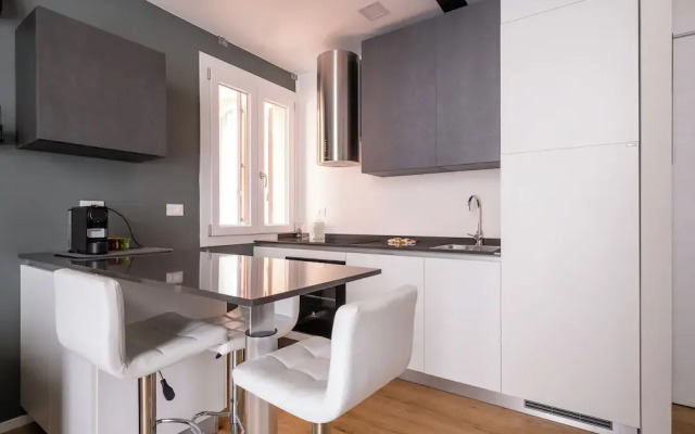 Mazzini Elegant Apartment
