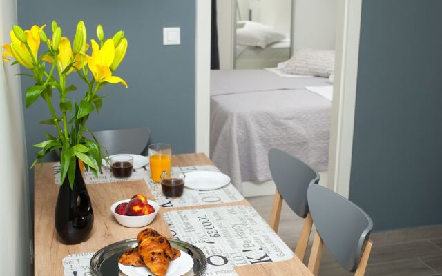 Seaside Luxury Suites