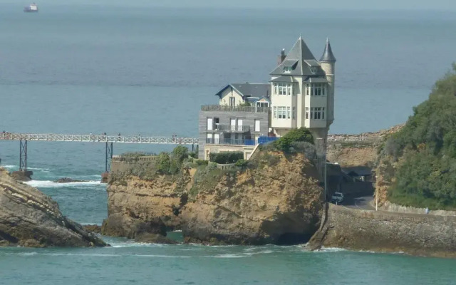 Bel appartement vue mer - 1er rang front de mer