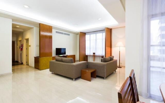 Classic 2BR in Changkat B. Bintang, KL Tower View