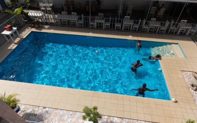 Jeane's Appart Hotel