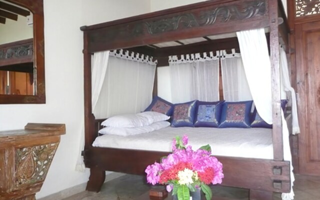 Blue Moon Villas