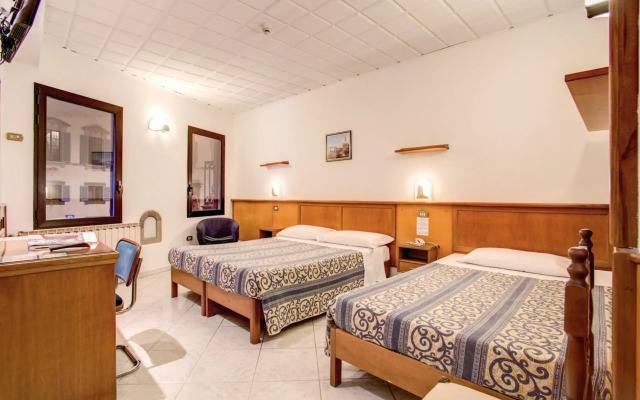 Hotel Lorena