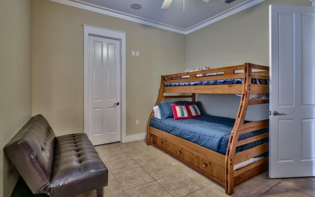 Another Slice of Paradise