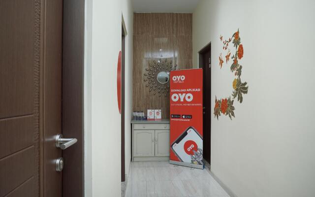 Super OYO 90033 DeHome Family
