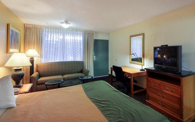 Americas Best Value Inn Shawnee