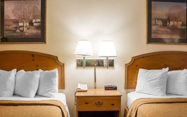 Quality Inn & Suites Bellville - Mansfield