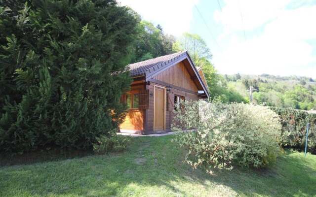 Chalet With One Bedroom In Cornimont, With Wonderful Mountain View And Enclosed Garden 12 Km From The Slopes