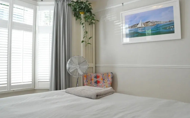 Lovely Garden Flat in Shepherds Bush