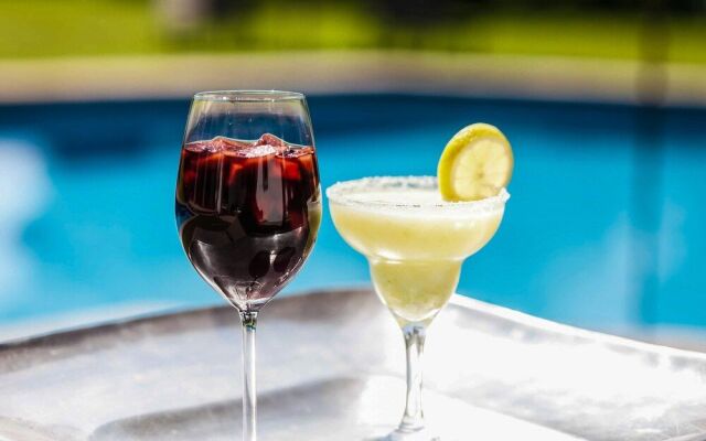 Casa Flor De Mayo - Spa & Boutique